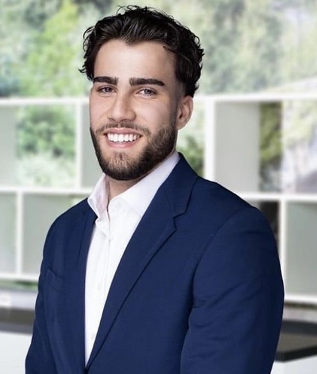 Portrait de Hamza Zeidan, fondateur de ZEID Assurance & Conseil